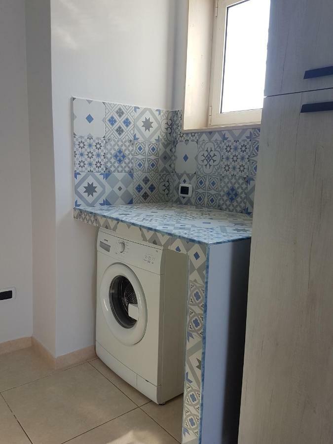 Attico Con Terrazza A Bari Apartment Luaran gambar