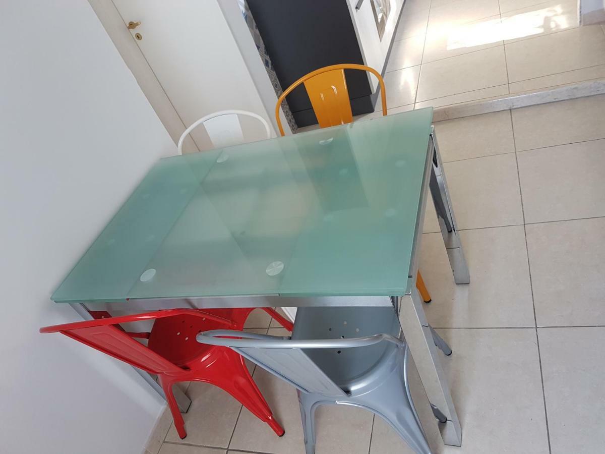 Attico Con Terrazza A Bari Apartment Luaran gambar
