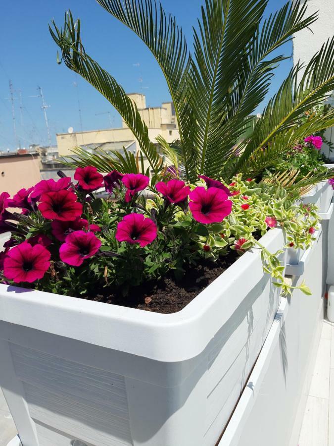 Attico Con Terrazza A Bari Apartment Luaran gambar